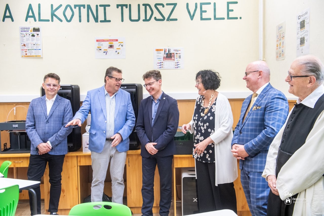 Okostanterem a Ciszterci Szent István Gimnáziumban